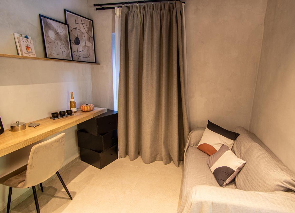 The Rooster'S House Apartment Spilion Bagian luar foto